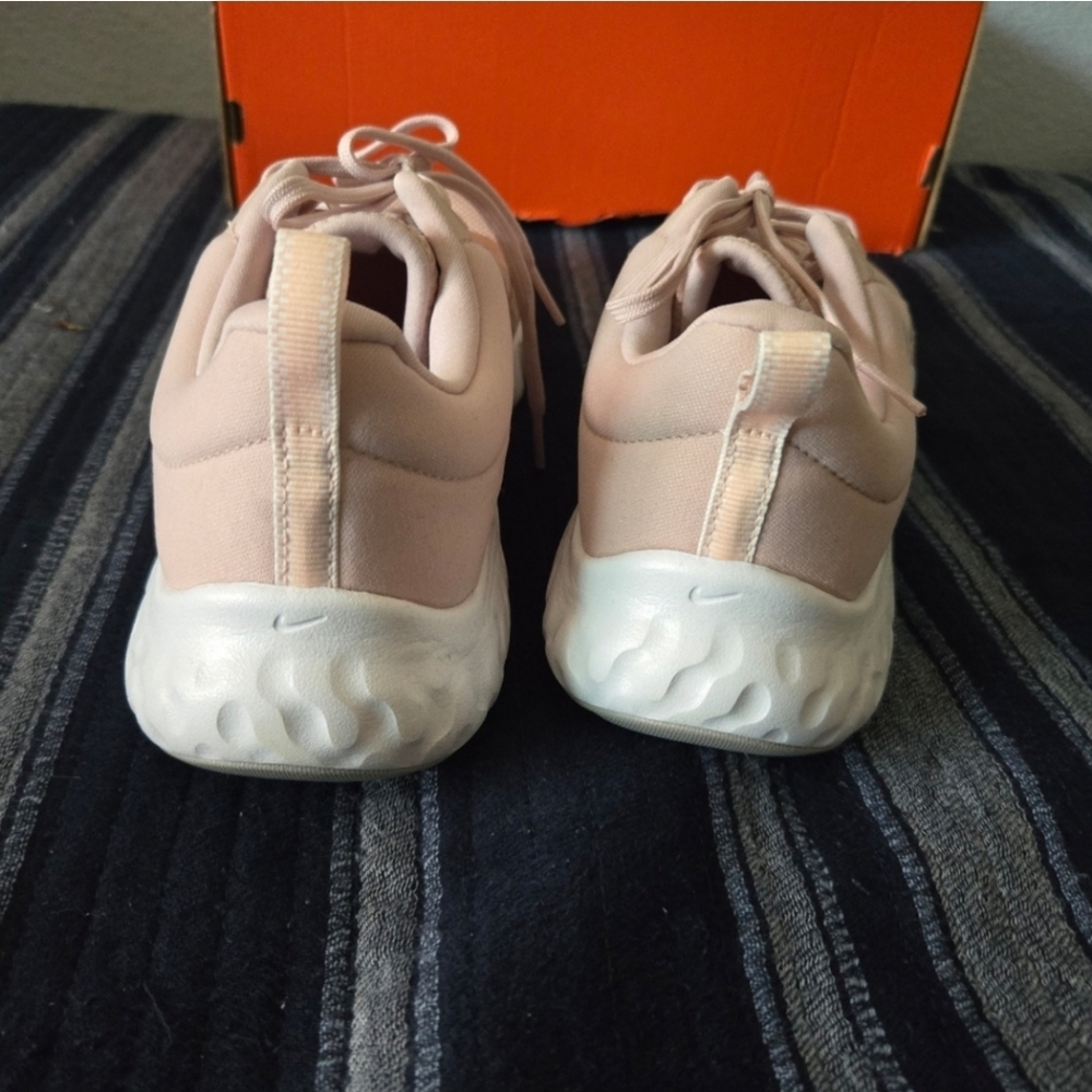 Nike Women Size 11 Renew in Season TR 11 New Pink Pewter 122024 - Picture 5 of 8